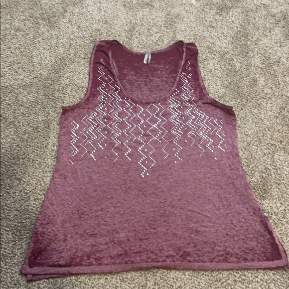 Vanity tank top - Picture 1 of 2